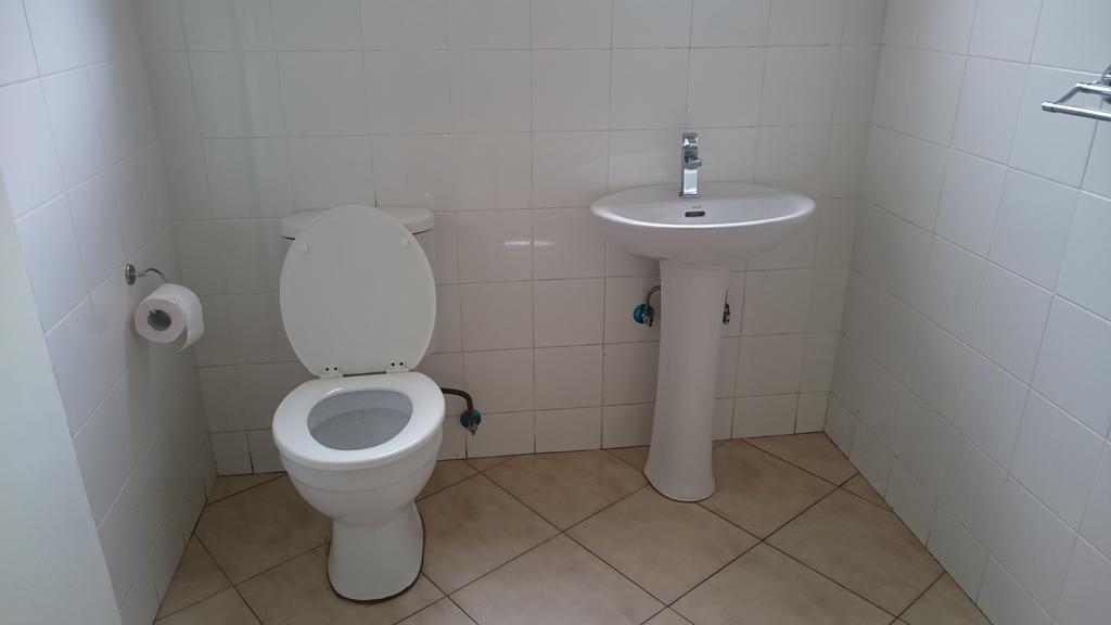 Lepatino Bed & Breakfast Livingstone Bagian luar foto