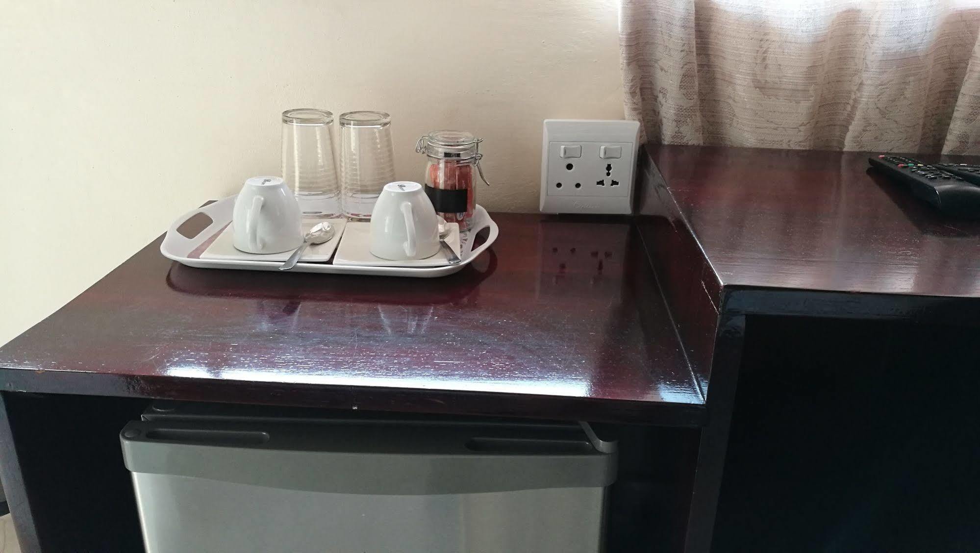 Lepatino Bed & Breakfast Livingstone Bagian luar foto