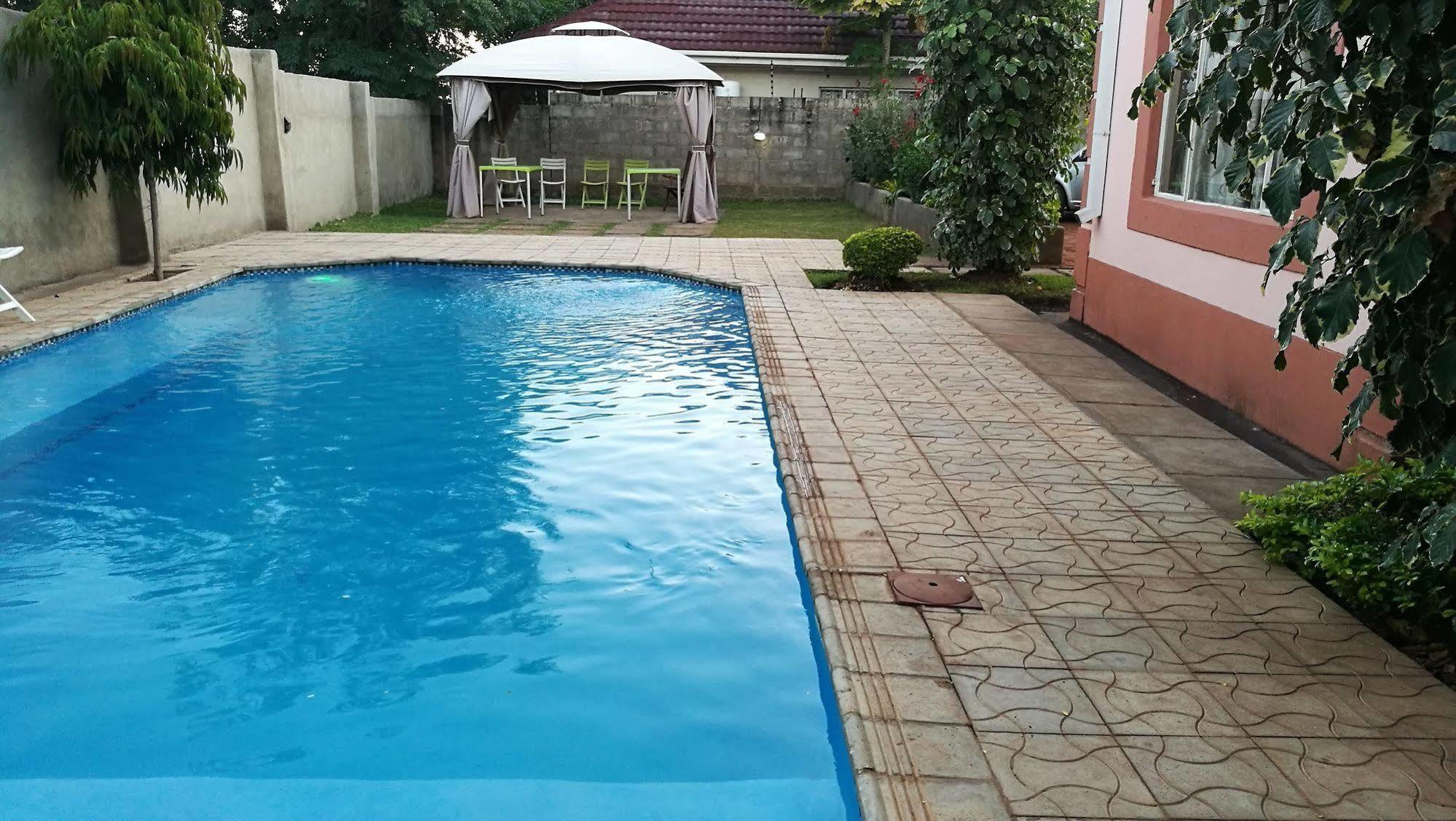 Lepatino Bed & Breakfast Livingstone Bagian luar foto