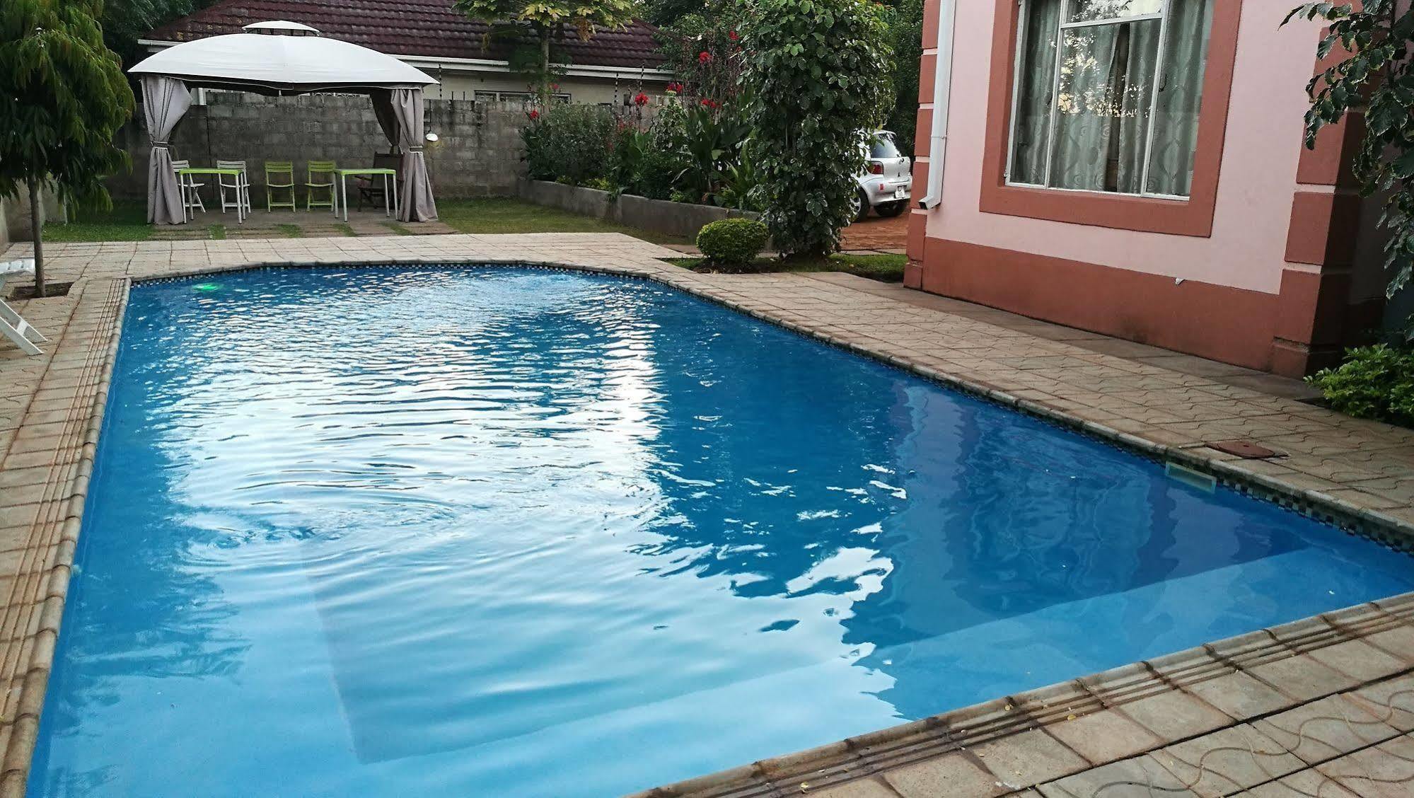 Lepatino Bed & Breakfast Livingstone Bagian luar foto