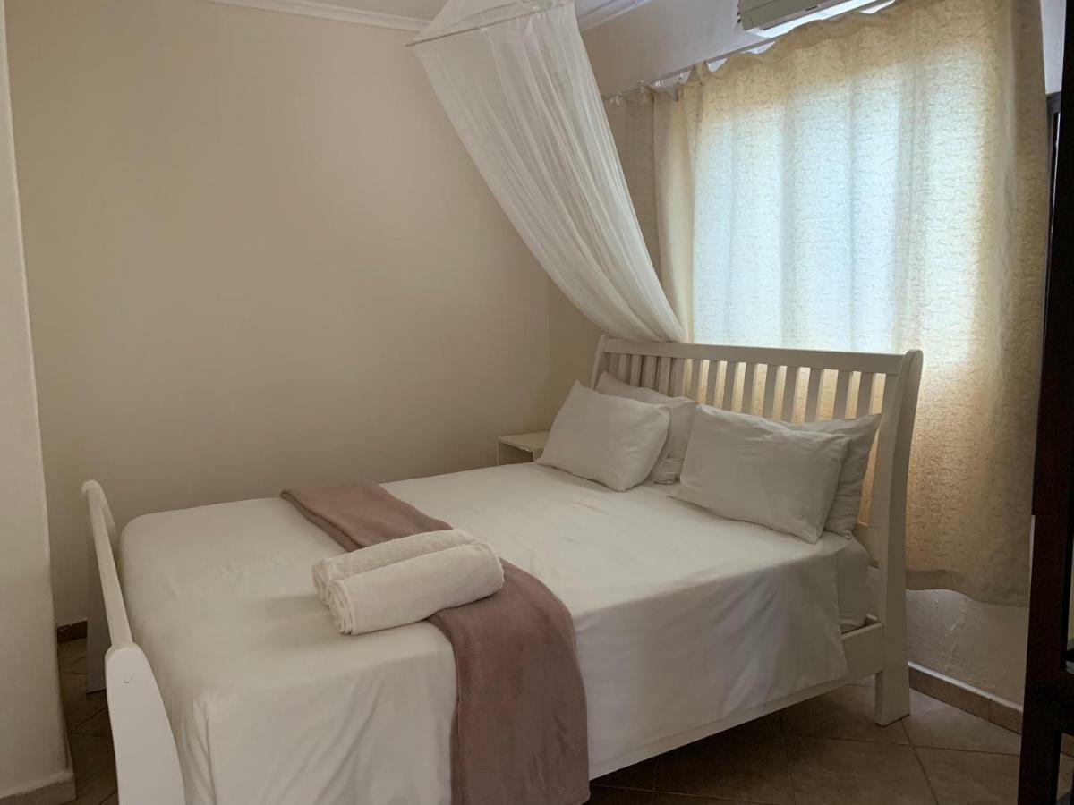 Lepatino Bed & Breakfast Livingstone Bagian luar foto