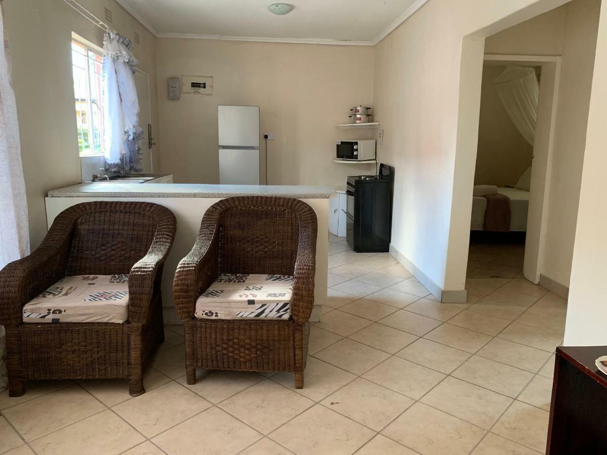 Lepatino Bed & Breakfast Livingstone Bagian luar foto
